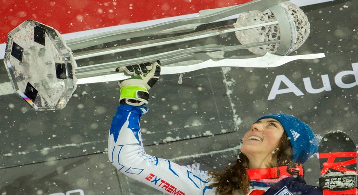 Fantázia v nočnom slalome vo Flachau. Famózna Vlhová zdolala Shiffrinovú
